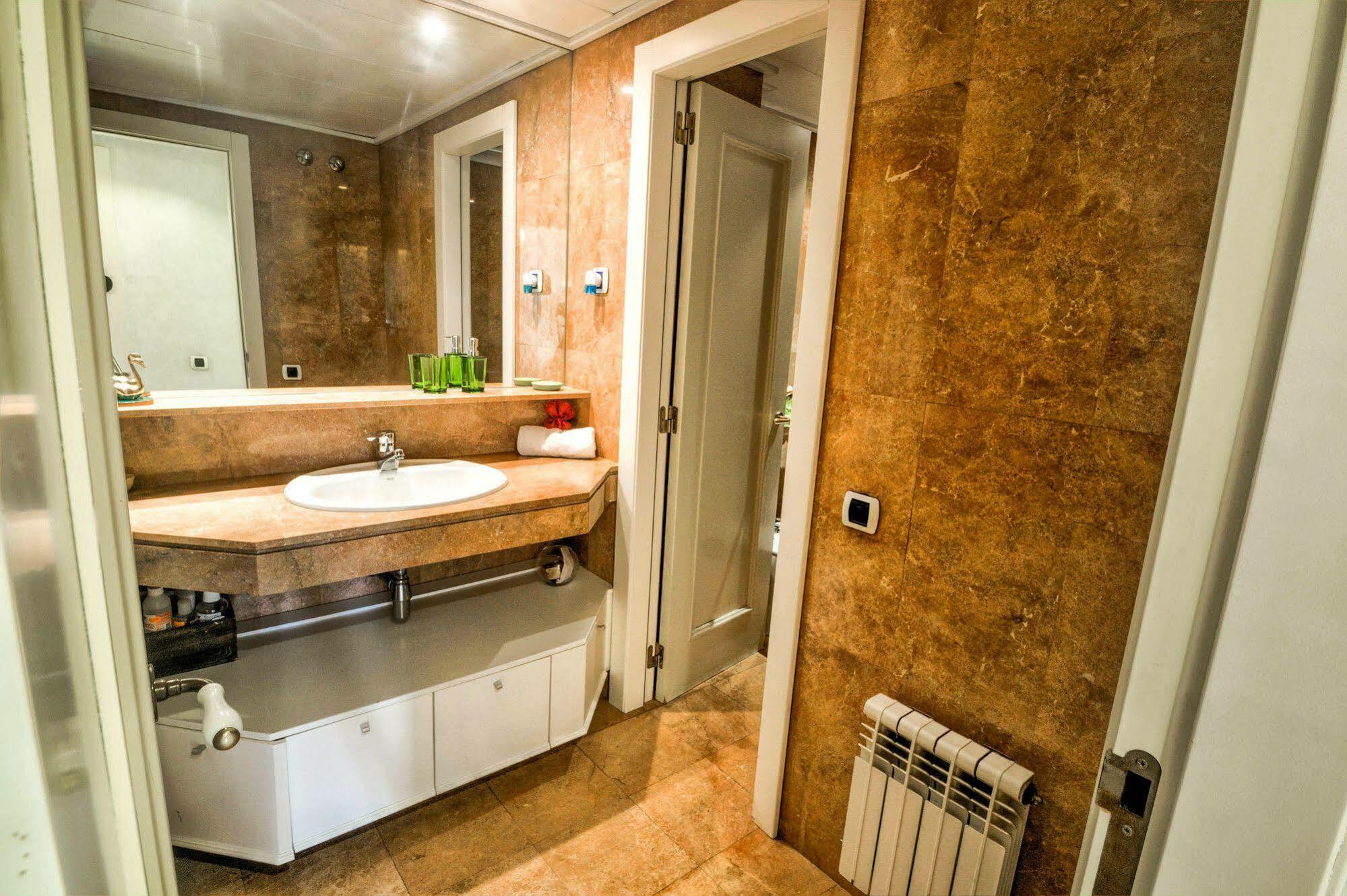 Apartmán Duplex Park De Mar Sitges Exteriér fotografie