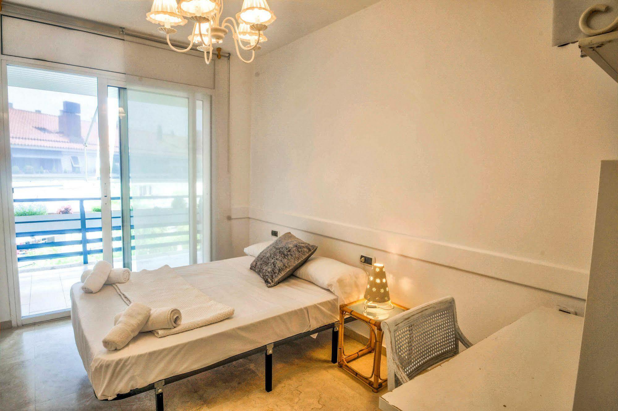Apartmán Duplex Park De Mar Sitges Exteriér fotografie
