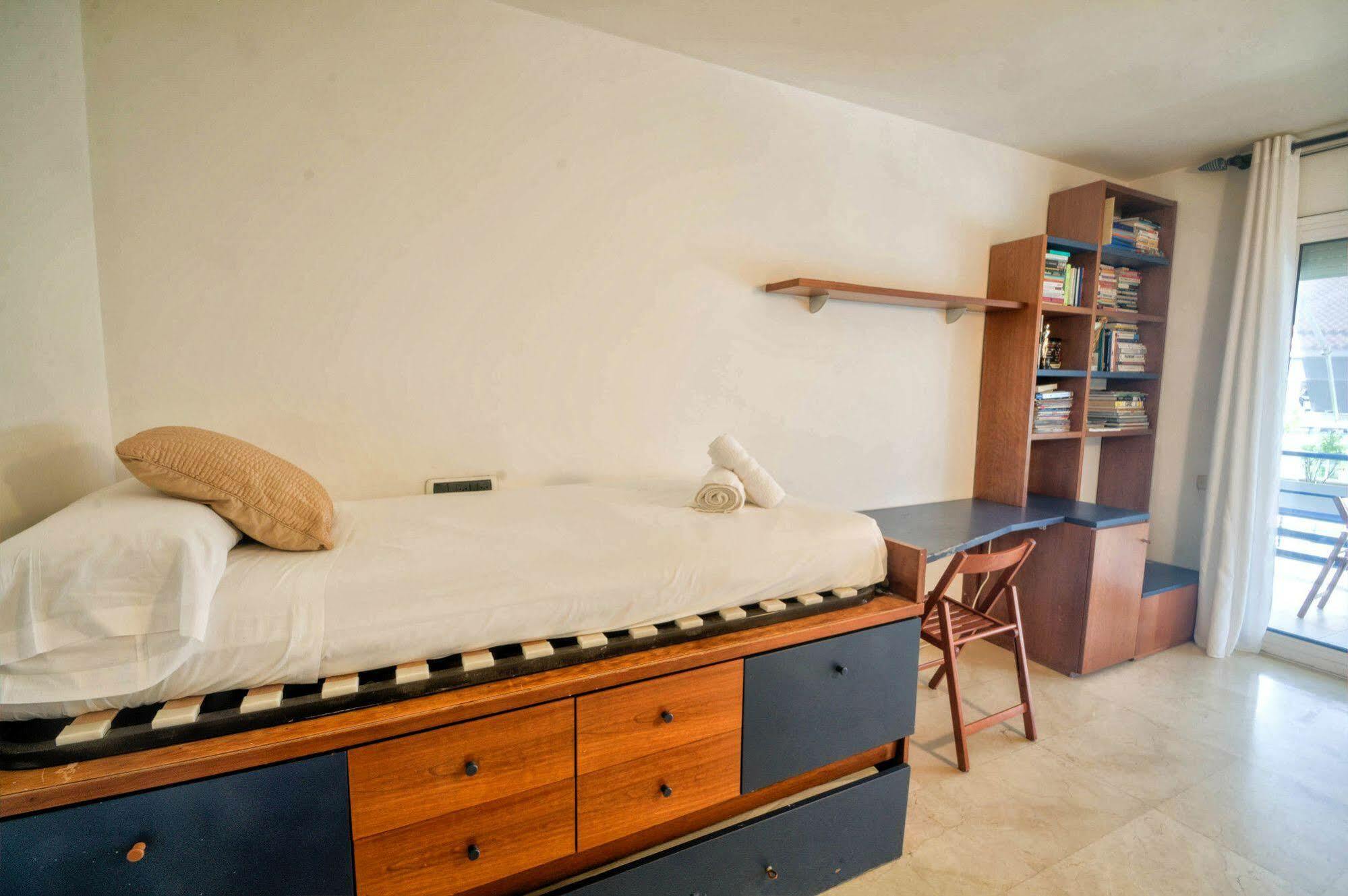 Apartmán Duplex Park De Mar Sitges Exteriér fotografie